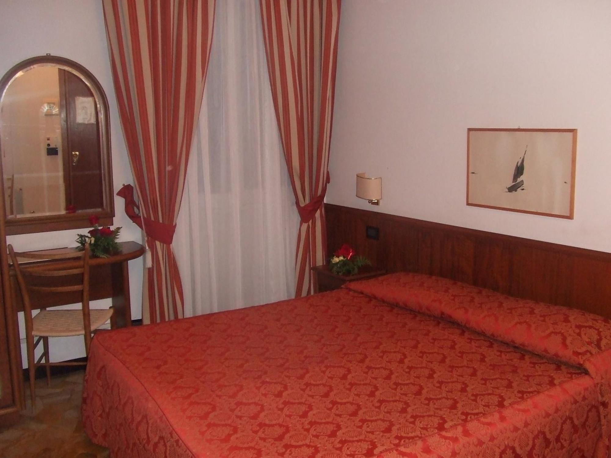 Hotel Da Oe Vittorio Srl Recco Zewnętrze zdjęcie